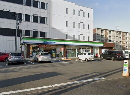 コンビニ　ファミリーマート千葉祐光三丁目店（コンビニ）まで203m