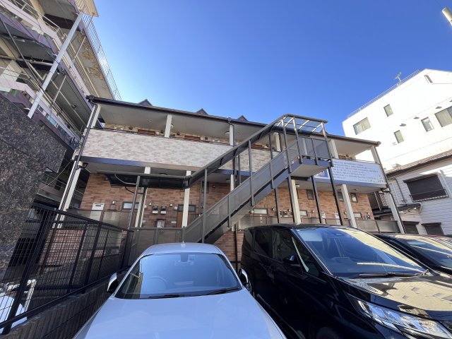 建物外観　オシャレな外観のアパートです♪