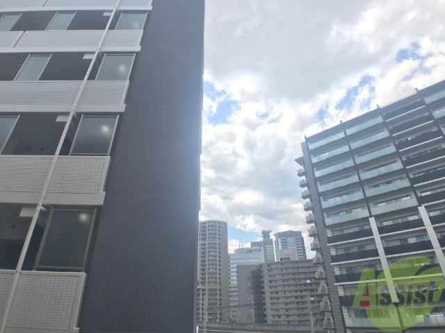 眺望　眺望からは、綺麗な青空と建物が見えますね。