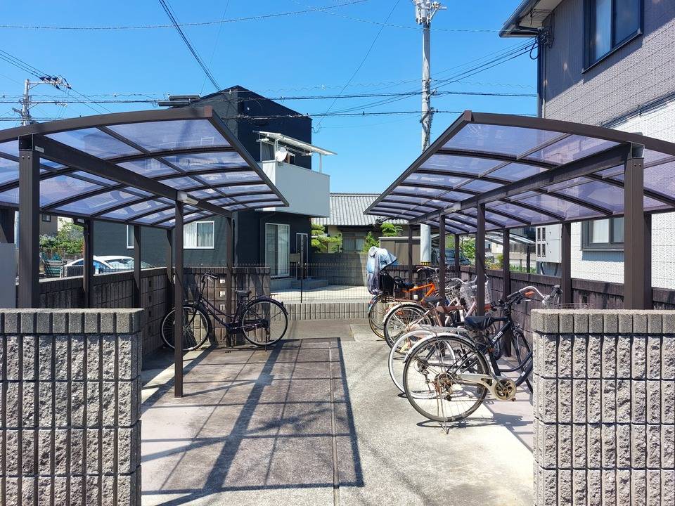 駐車場　駐輪場
