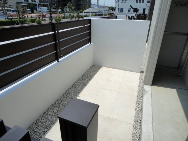 庭　専用庭