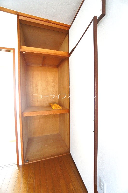 収納　衣類や荷物をすっきり収納できるクローゼット