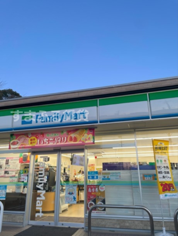 コンビニ　ファミリーマート 刈谷小垣江店（コンビニ）まで714m