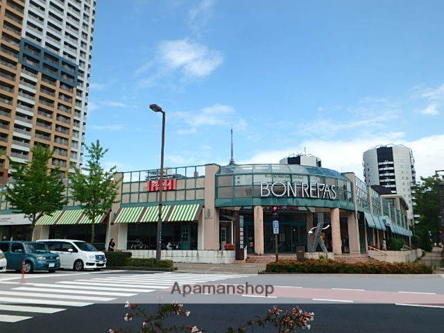 スーパー　ボンラパス百道店（スーパー）まで376m