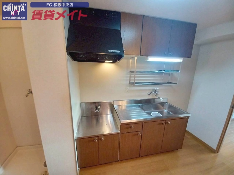 キッチン　別部屋参考写真です。