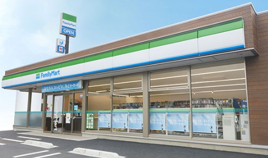 コンビニ　ファミリーマート掛川駅南店（コンビニ）まで427m
