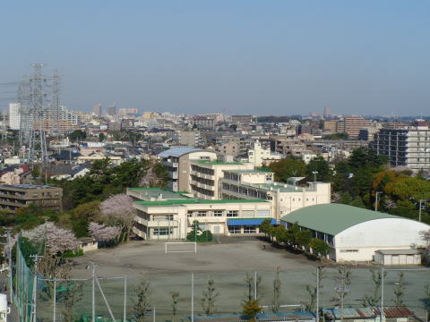 中学校　船橋市立海神中学校（中学校）まで1695m