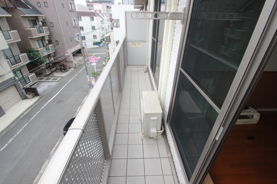 バルコニー　※別部屋の写真です