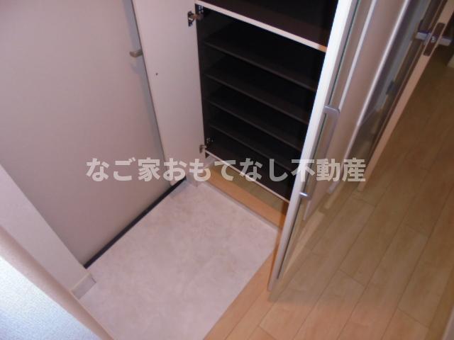 玄関　モデルルーム（同タイプ）