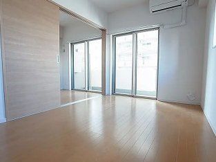 居室・リビング　現状優先とし写真は参照とする。