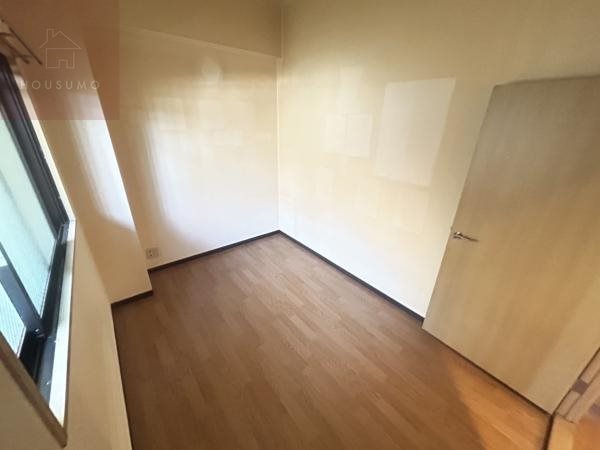 その他部屋・スペース　使い勝手のいい寝室です