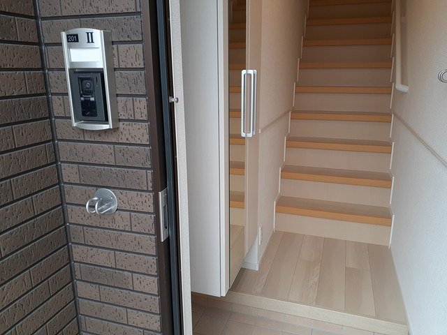 玄関　落ち着いた玄関です