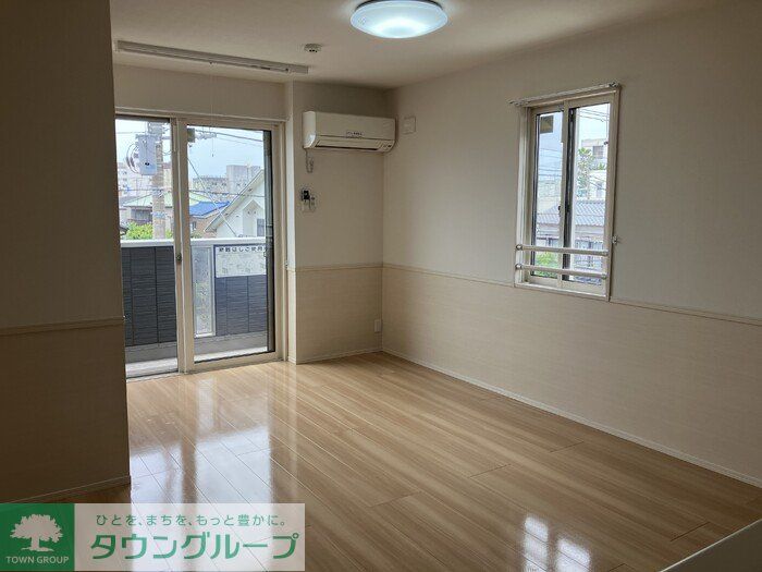 居室・リビング　お問合せはタウンハウジングまで！※現地待合わせ相談可能