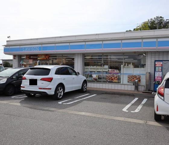 コンビニ　ローソン（コンビニ）まで673m