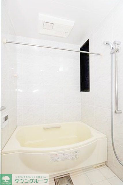バス・シャワールーム　※写真は同タイプ住戸です。