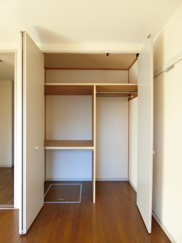 収納　図面と現状に相違がある場合には現状を優先