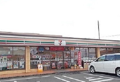 コンビニ　セブンイレブン（コンビニ）まで350m