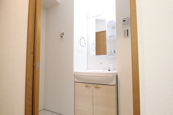 洗面設備　※別部屋の写真です