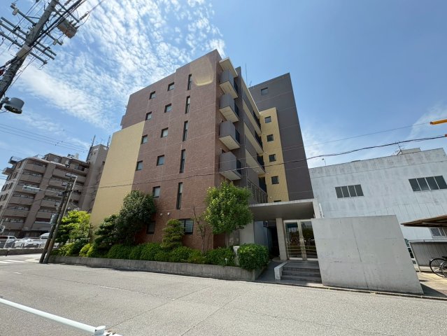 建物外観　ラフィネ南十一番