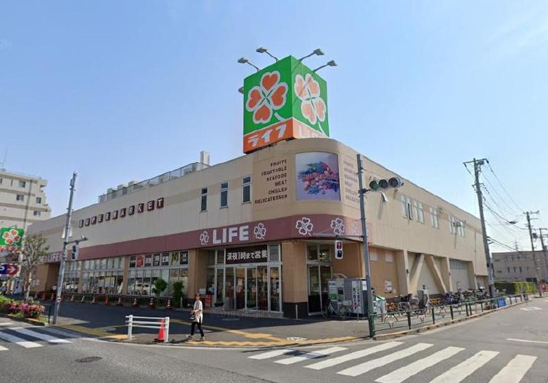 スーパー　ライフ六町店（スーパー）まで149m