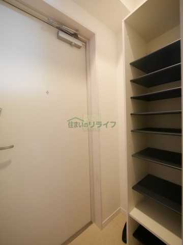 玄関　シャイニング