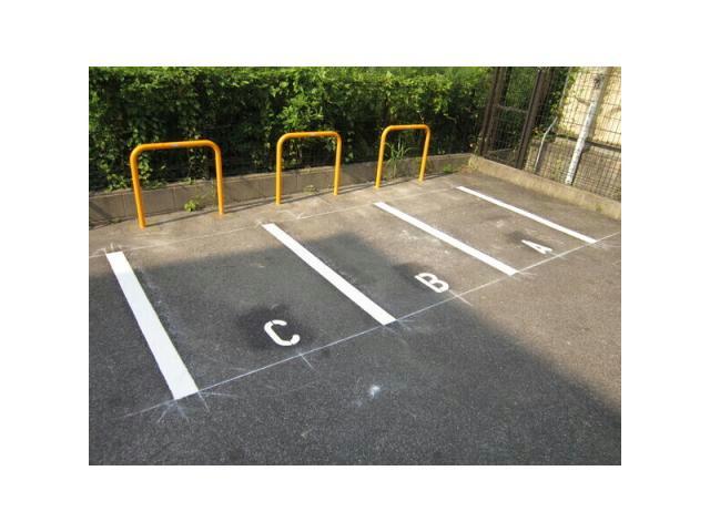 駐車場　駐車場