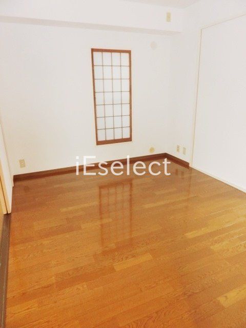 その他部屋・スペース　収納もある洋室。