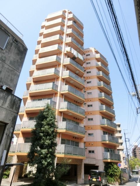 建物外観　おしゃれなデザイナーズ物件です。