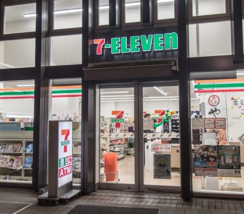 コンビニ　セブンイレブン 月島駅前店（コンビニ）まで164m
