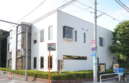 図書館　新宿区立西落合図書館（図書館）まで360m