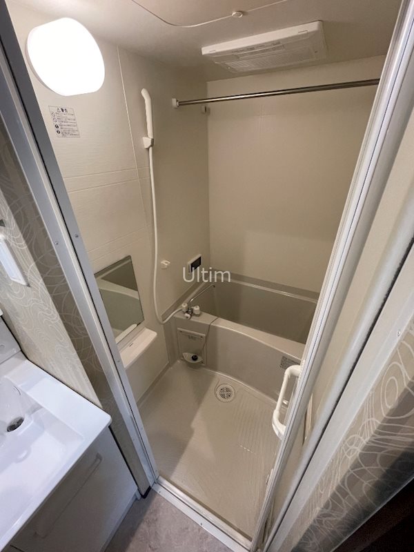 バス・シャワールーム　他の部屋の写真です。