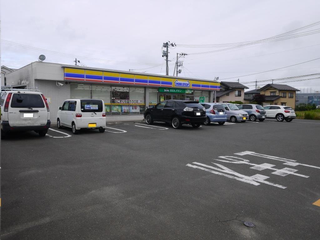 コンビニ　ミニストップ仙台上飯田店（コンビニ）まで431m