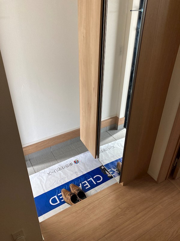 玄関　同タイプ別部屋写真