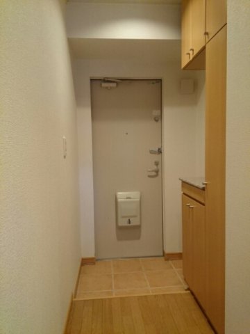 玄関　シンプルで使いやすい玄関です