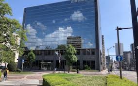 銀行　広島信用金庫本店（銀行）まで125m
