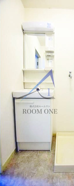 洗面設備　洗面台です。