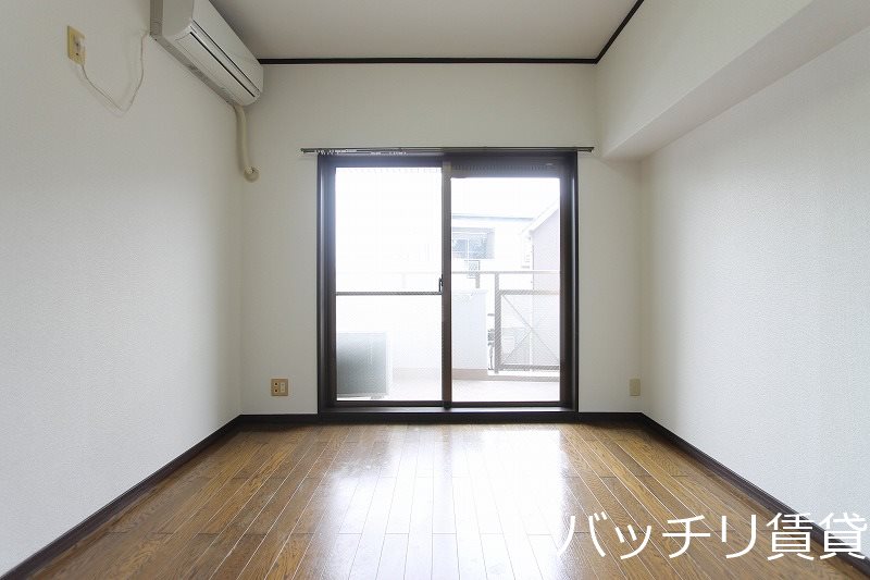 その他共有部分　別号室タイプの為、現状を優先いたします