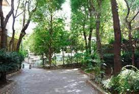 公園　薬園坂緑地（公園）まで338m