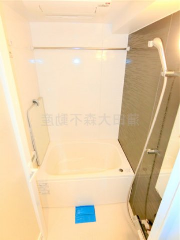 バス・シャワールーム　追焚+浴室乾燥機付きのバスルーム　お風呂