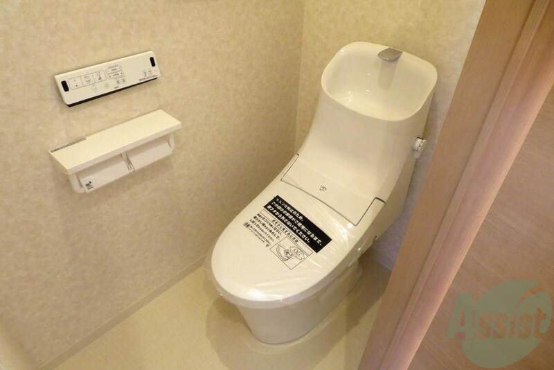 トイレ　みてください。このトイレだけでいかにきれいかわかるでしょー