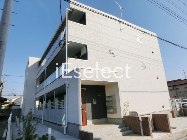 建物外観　2018年11月完成の築浅物件
