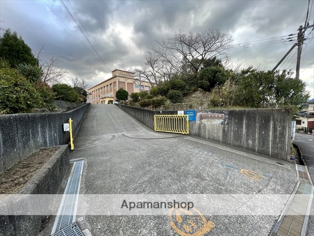 小学校　阪南市立小学校舞小学校（小学校）まで145m