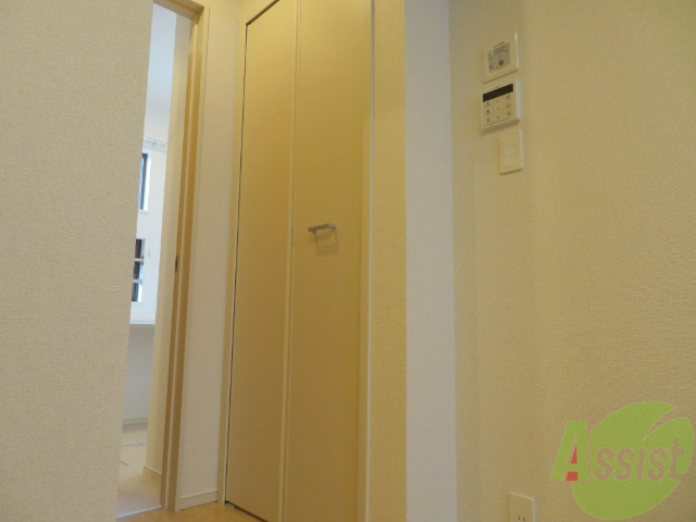 収納　クローゼット。荷物がたくさんあっても問題ないですね。