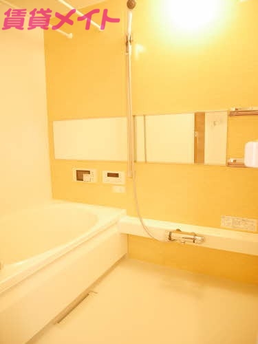 バス・シャワールーム　同タイプ部屋写真です。