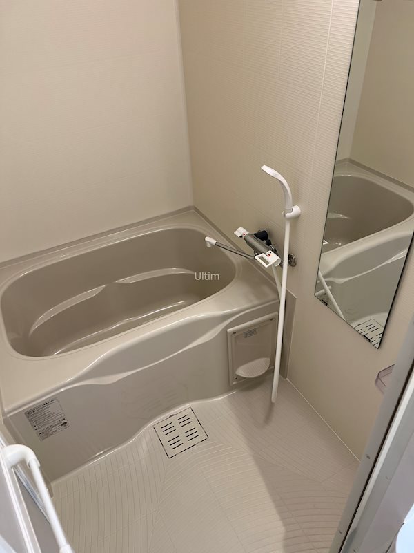 バス・シャワールーム　※別のお部屋の写真です