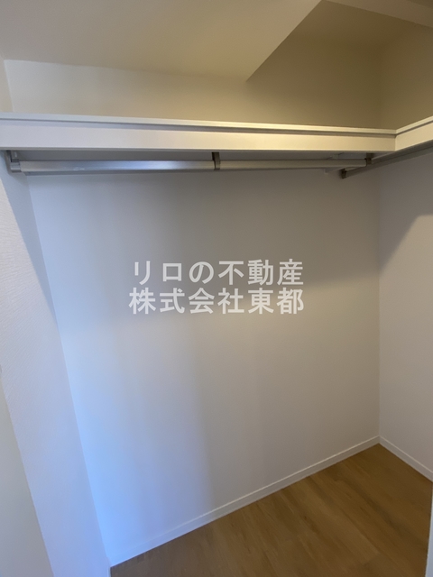 収納　奥行のあるウォークインクローゼットならお荷物多い方でも安心☆