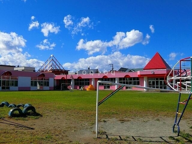 幼稚園・保育園　認定こども園かしわ保育園（幼稚園・保育園）まで530m