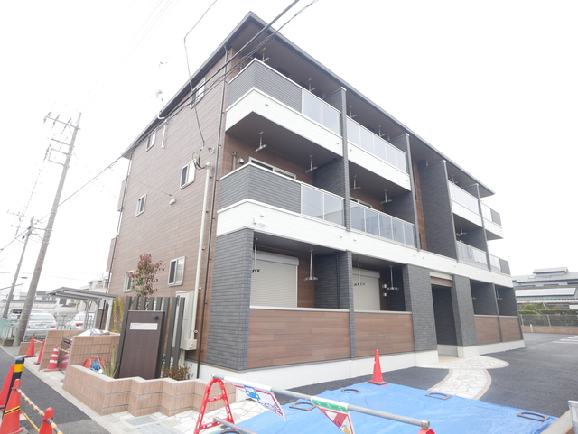 建物外観　★お部屋探しは（０４６－２３６－３９３９）住まナビＮＥＸＴ★