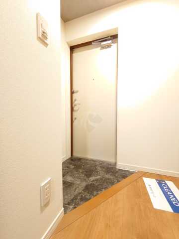 玄関　ウェルスクエアイズム高円寺