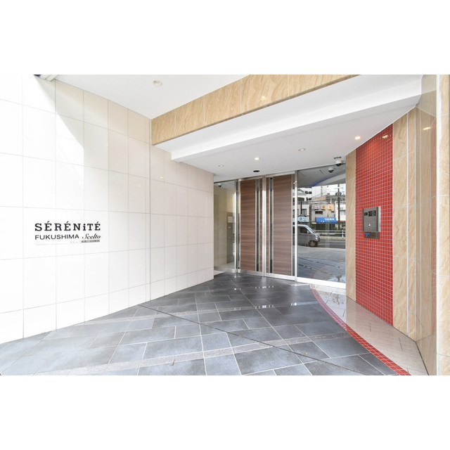 エントランス　建物の内部です